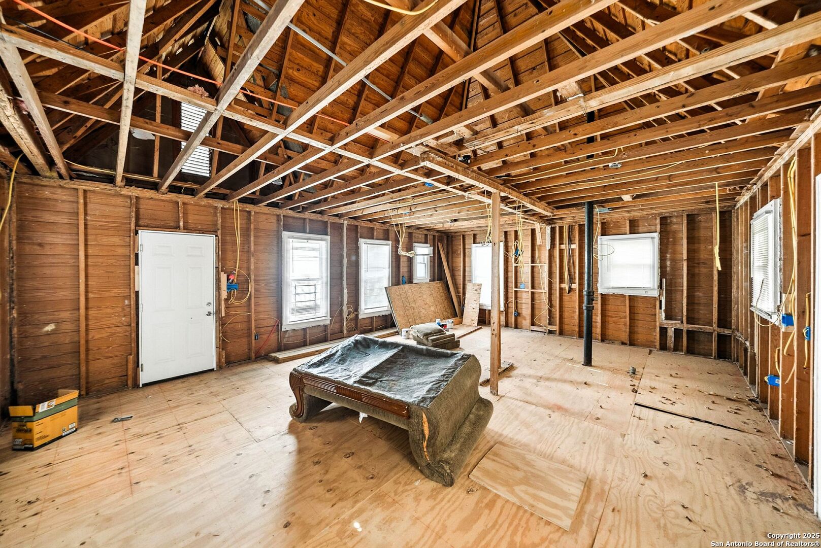 930 E Grayson Street San Antonio TX 78208