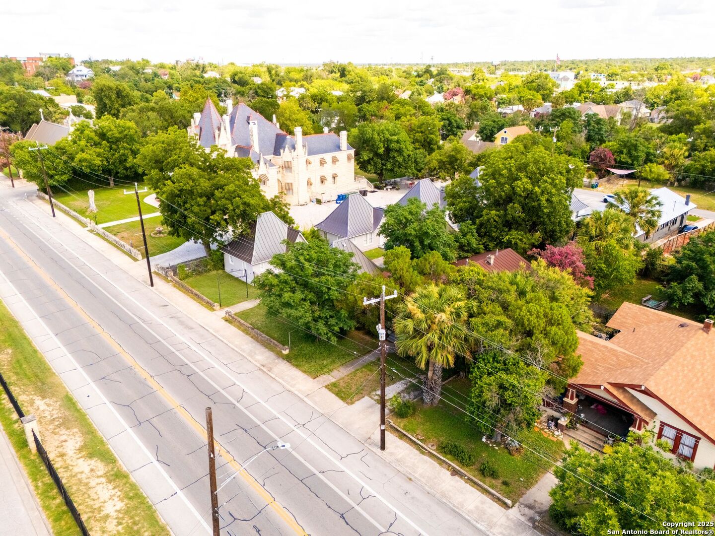 930 E Grayson Street San Antonio TX 78208