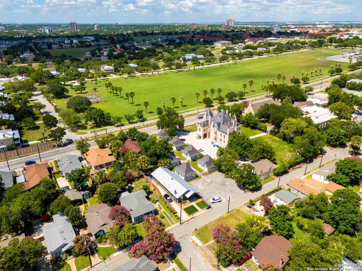 930 E Grayson Street San Antonio TX 78208