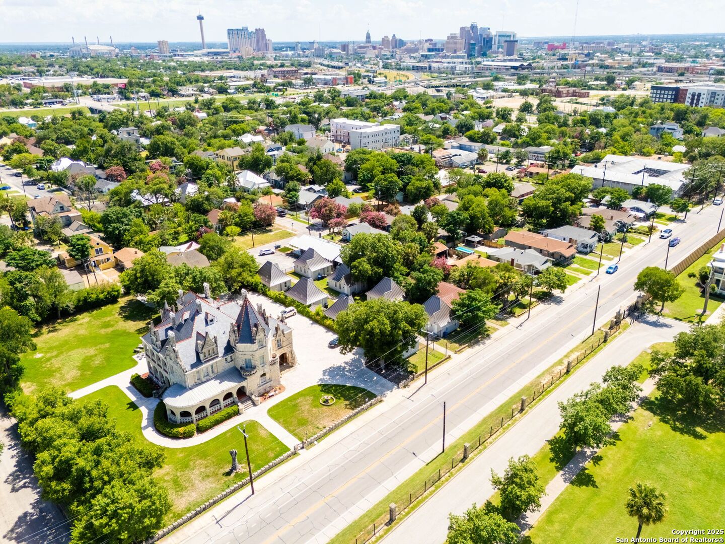 930 E Grayson Street San Antonio TX 78208