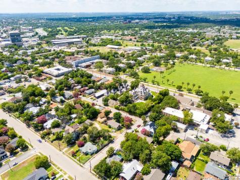 930 E Grayson Street San Antonio TX 78208