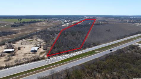 44? AC S Loop 1604 E Elmendorf TX 78112