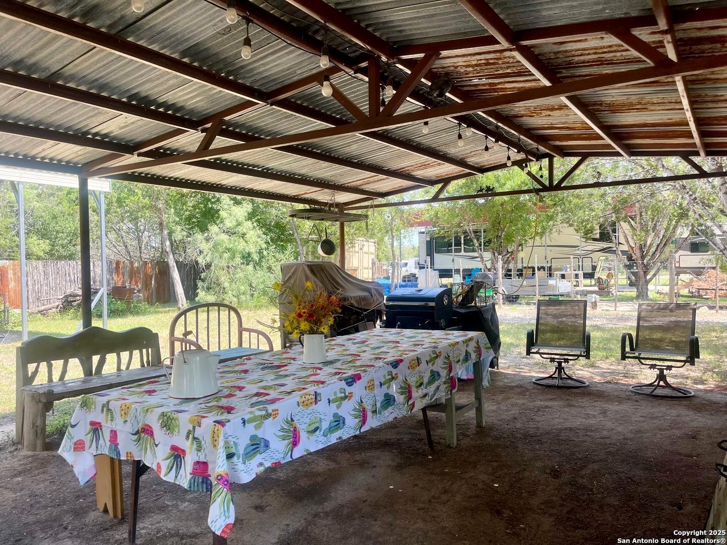 973 River Bend Bandera TX 78003