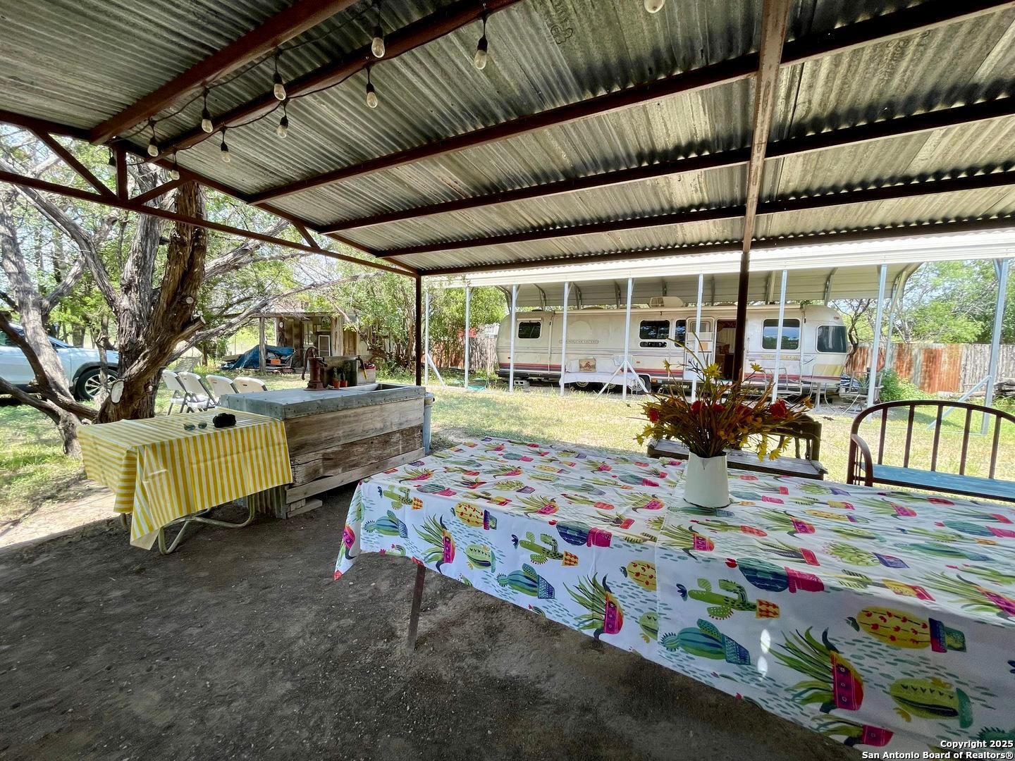 973 River Bend Bandera TX 78003