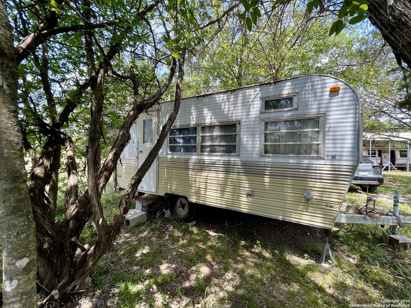 973 River Bend Bandera TX 78003