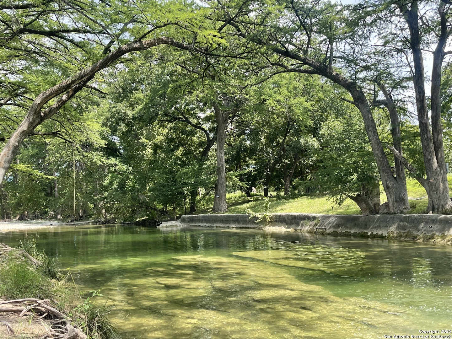 973 River Bend Bandera TX 78003