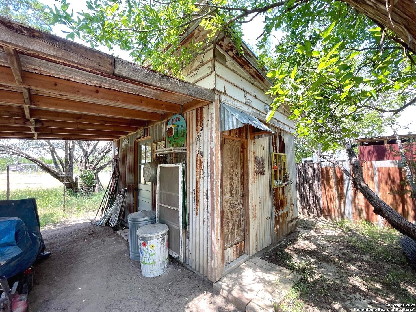 973 River Bend Bandera TX 78003