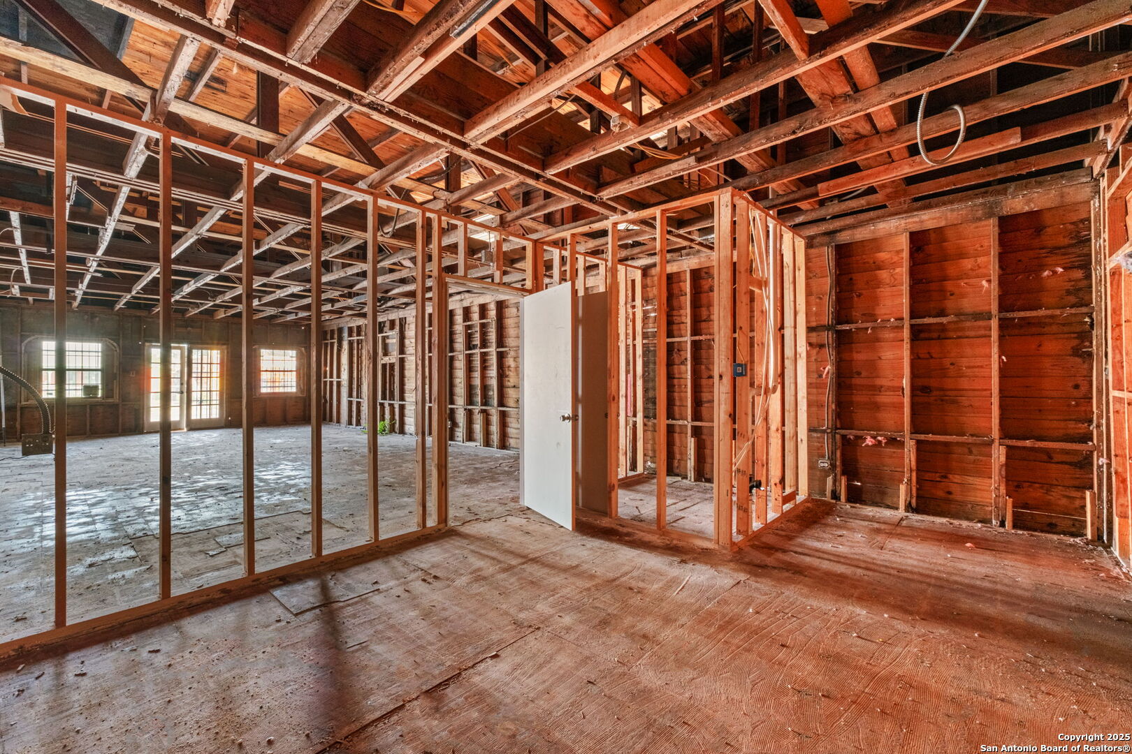 2219 S Flores San Antonio TX 78204