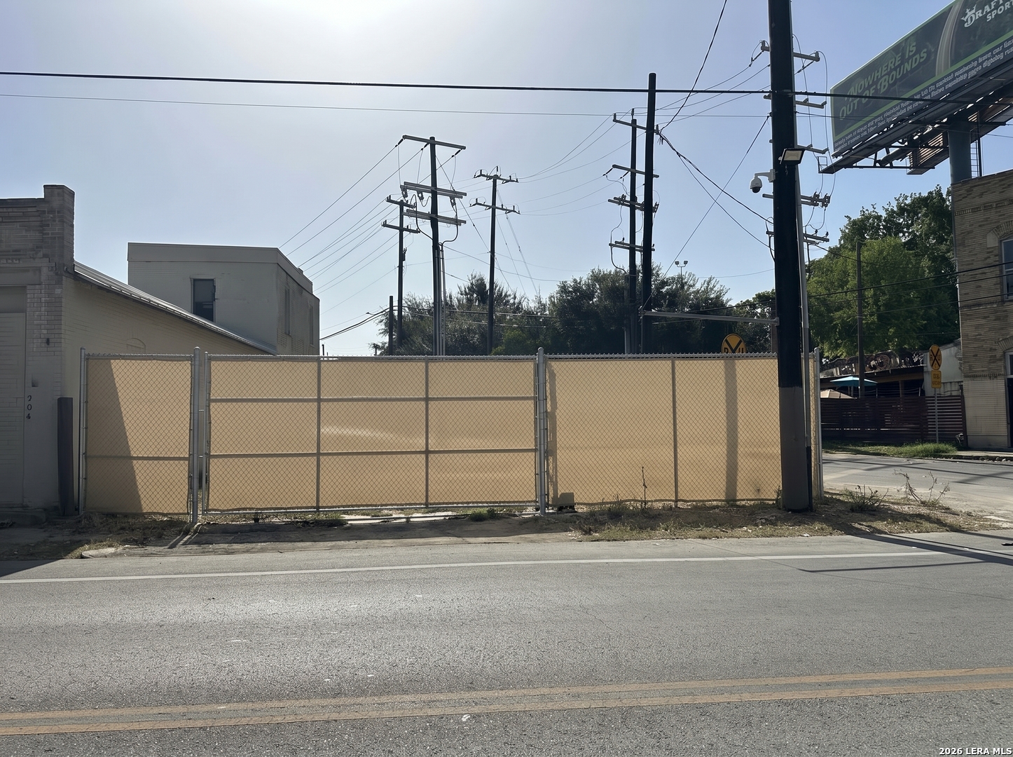 504 Austin Street San Antonio TX 78215