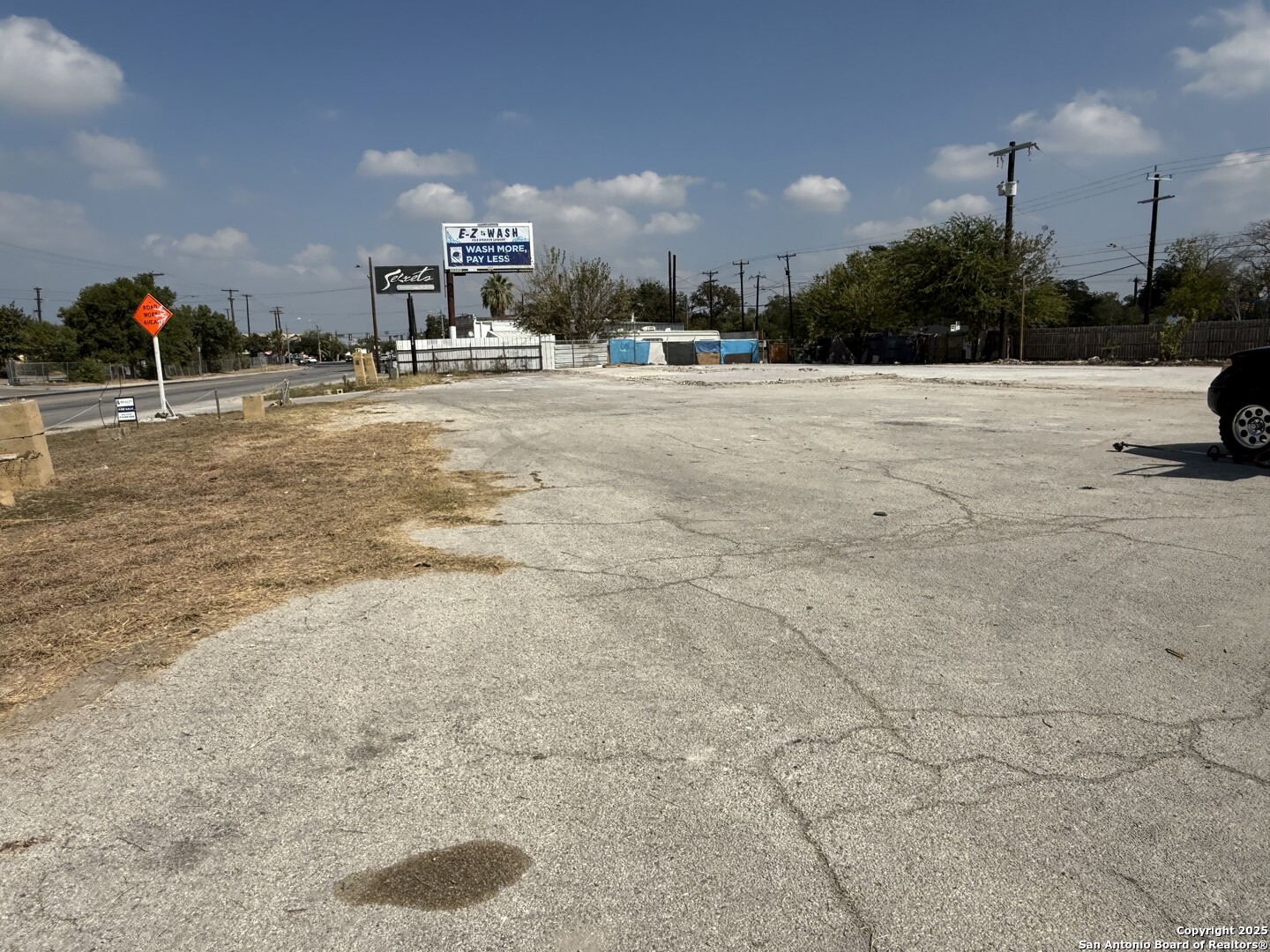 118 New Laredo Highway San Antonio TX 78211