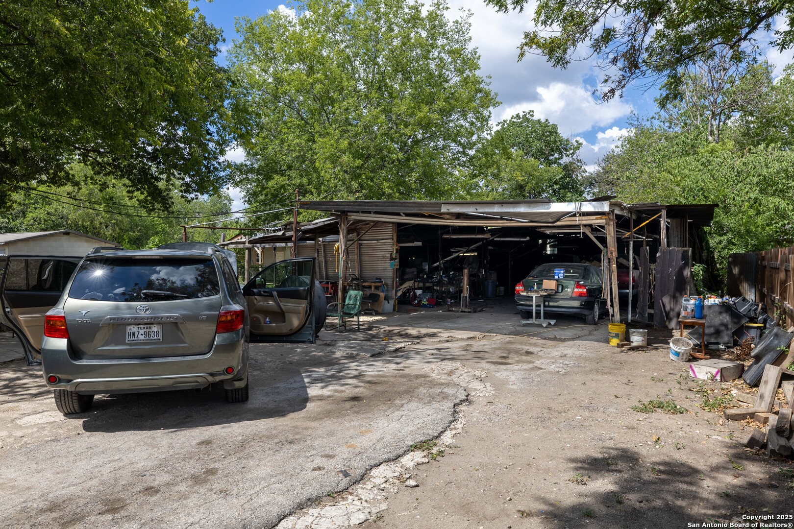 515 Gladstone San Antonio TX 78225