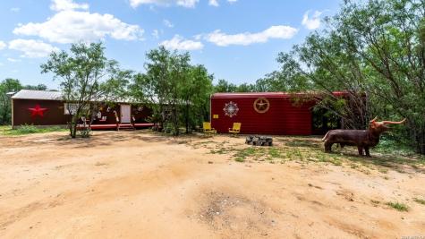 15725 N Interstate 35 Moore TX 78057