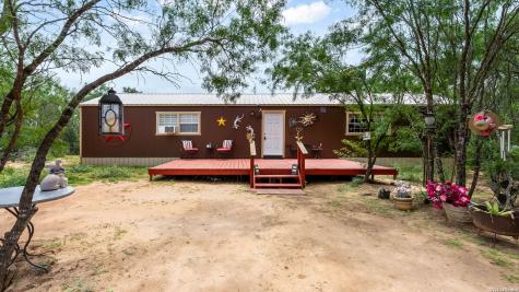 15725 N Interstate 35 Moore TX 78057