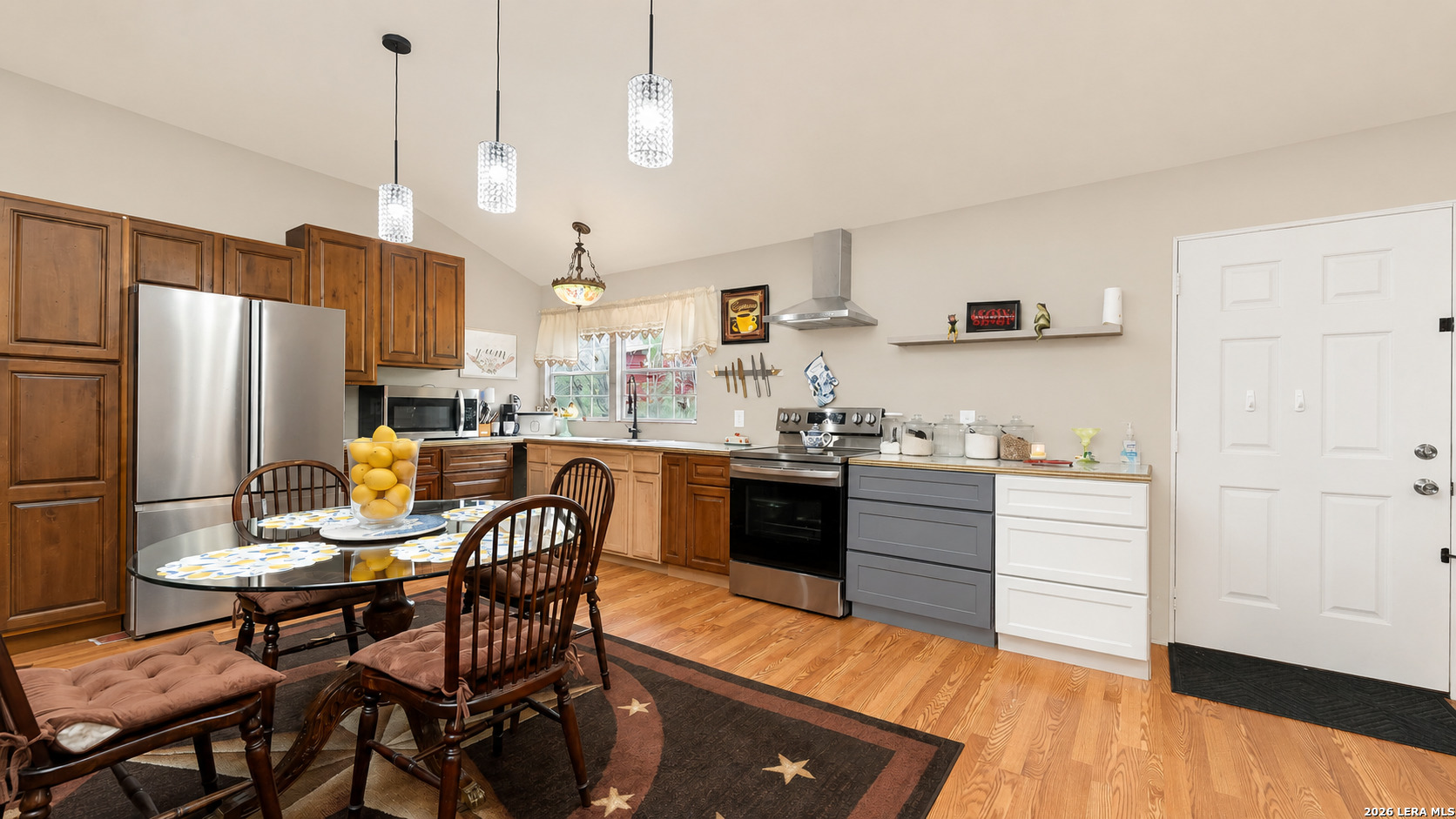 15725 N Interstate 35 Moore TX 78057