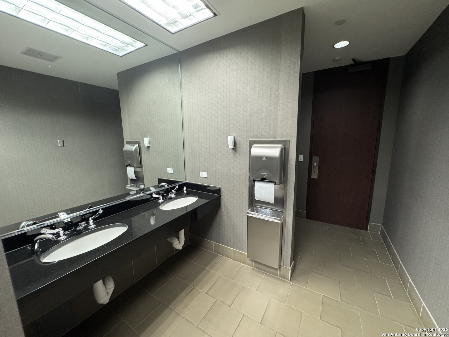 13750 San Pedro San Antonio TX 78232