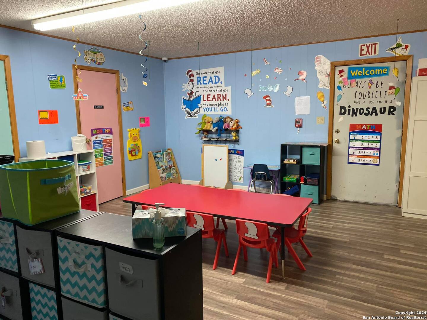 130 Charter Oak Canyon Lake TX 78133