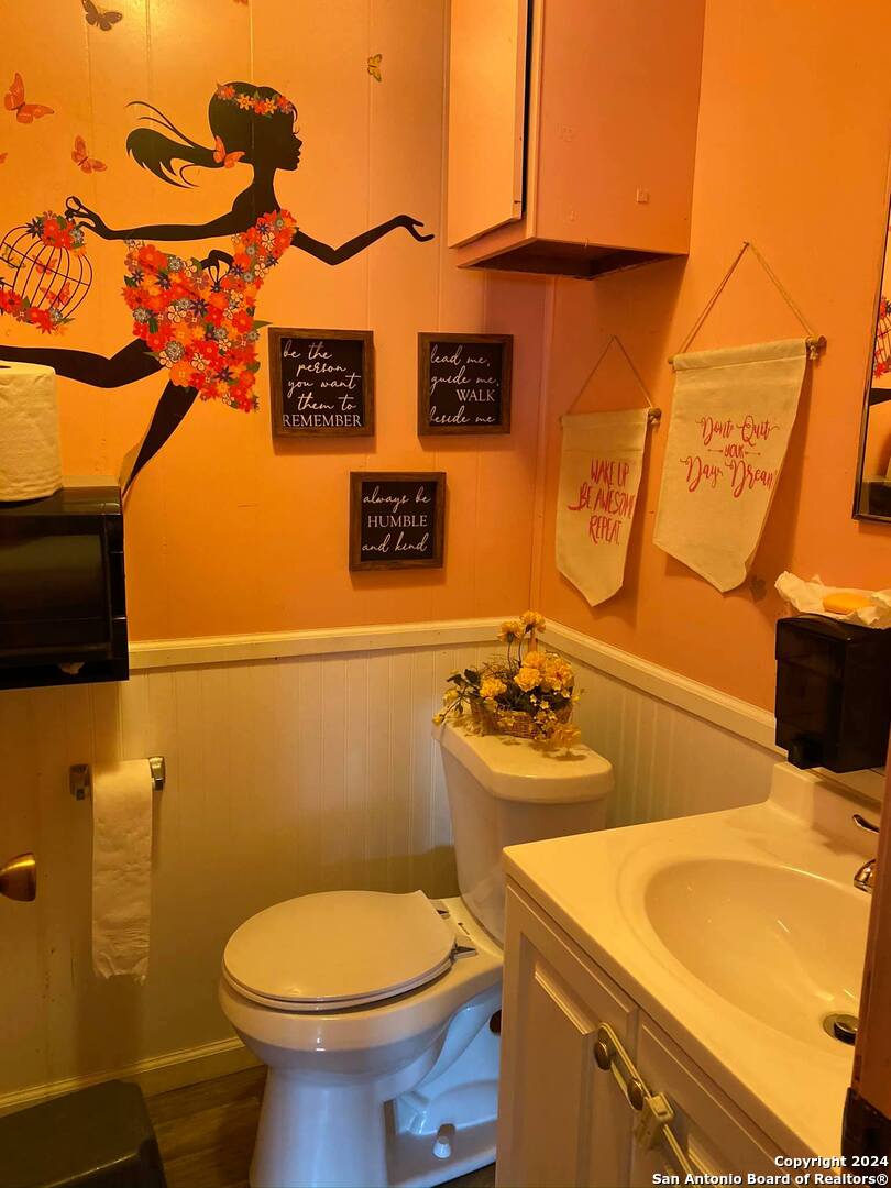 130 Charter Oak Canyon Lake TX 78133