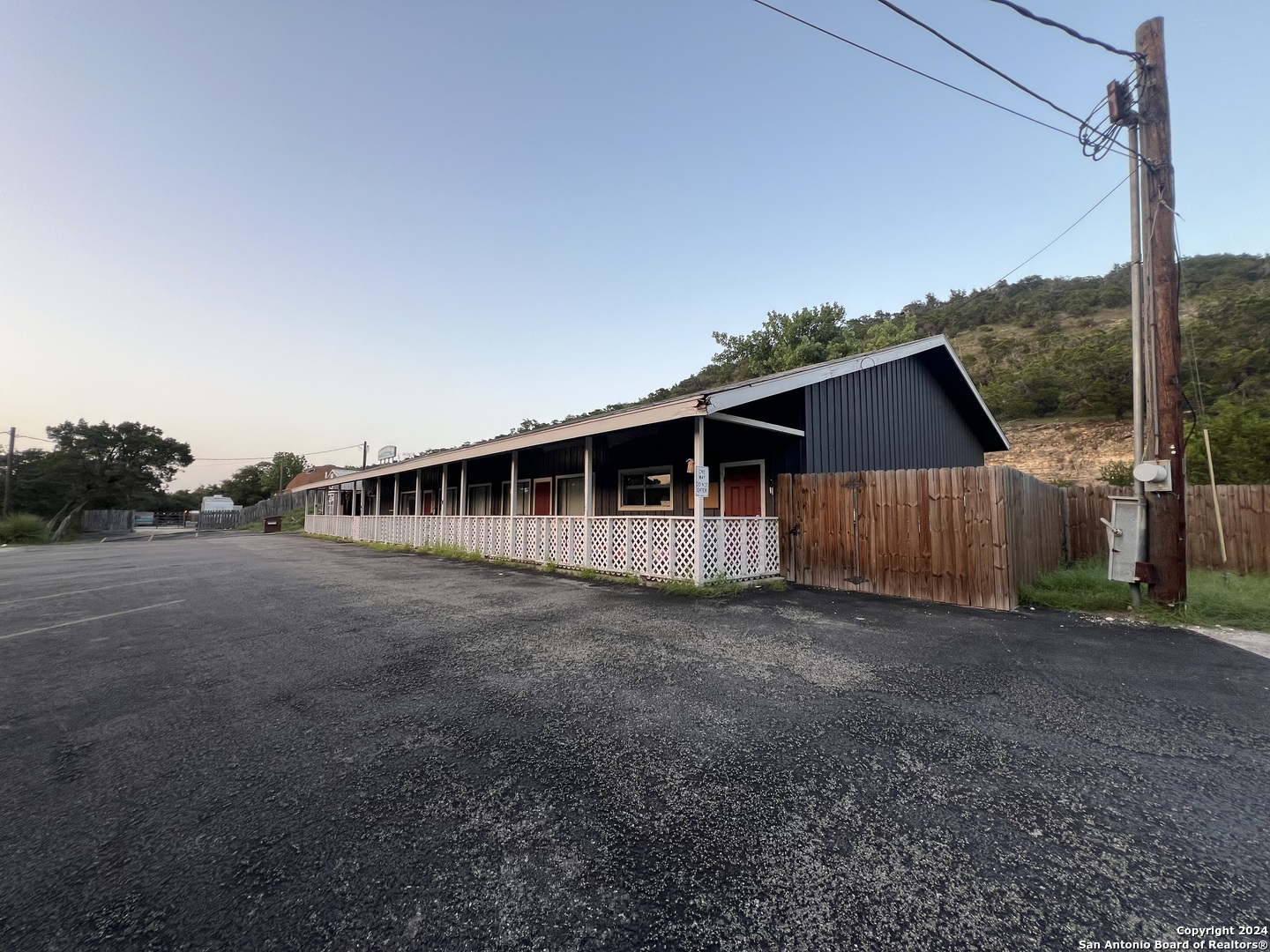 130 Charter Oak Canyon Lake TX 78133