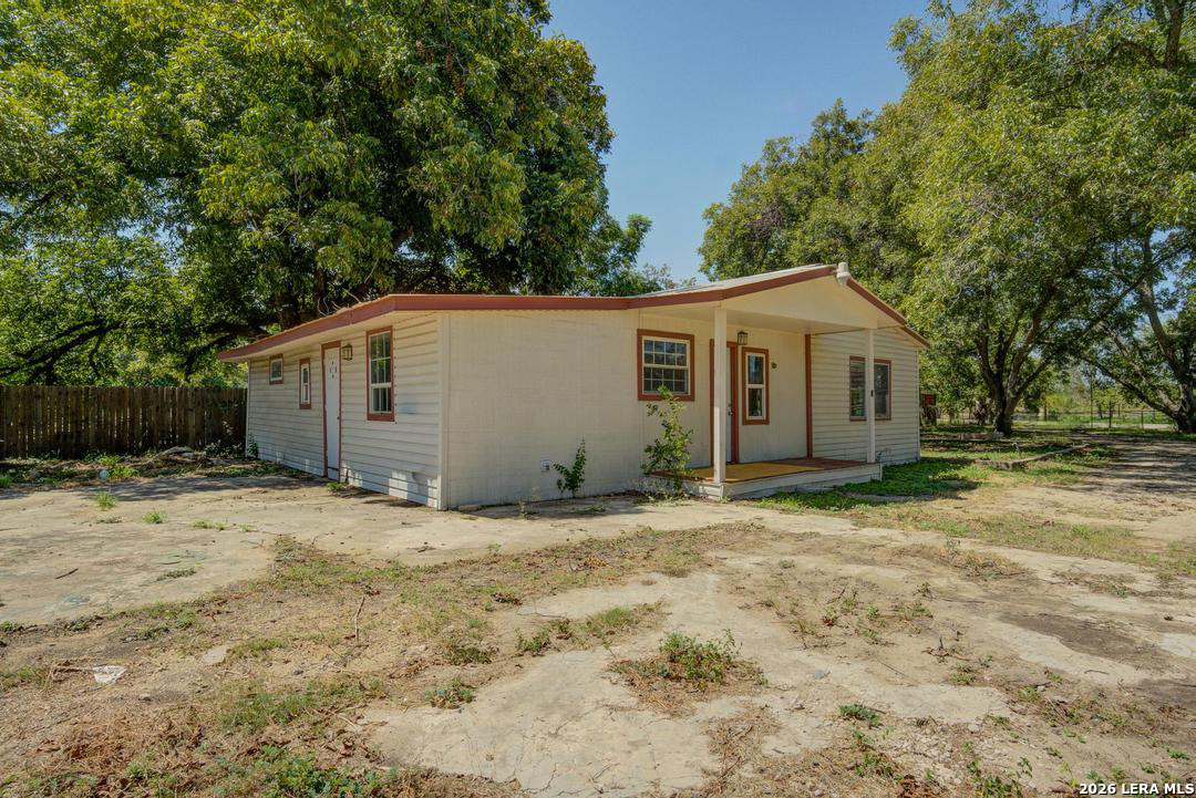 7402 Quintana San Antonio TX 78211
