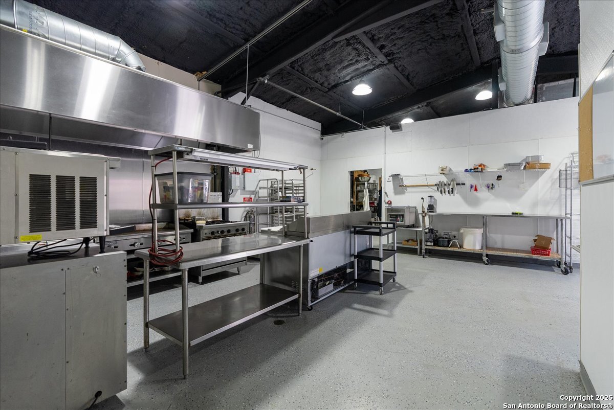 1200 Highway 59 George West TX 78022