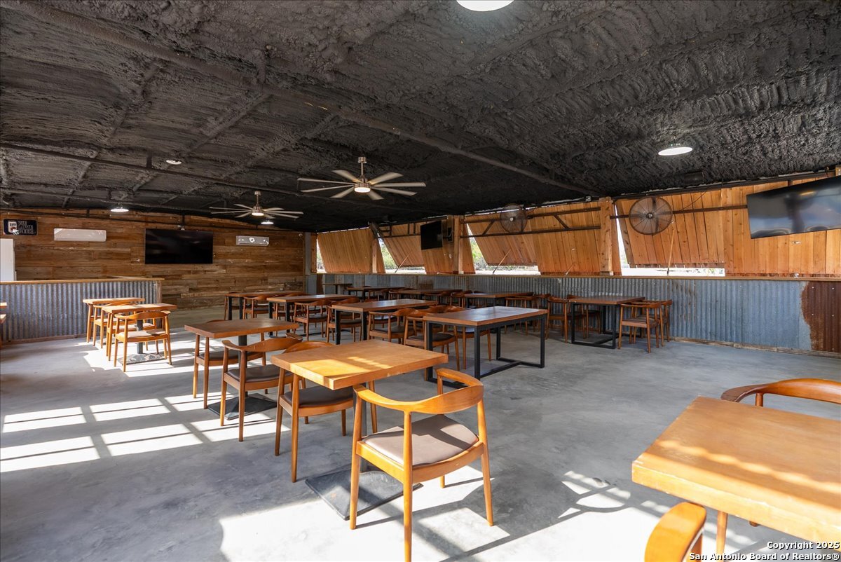 1200 Highway 59 George West TX 78022