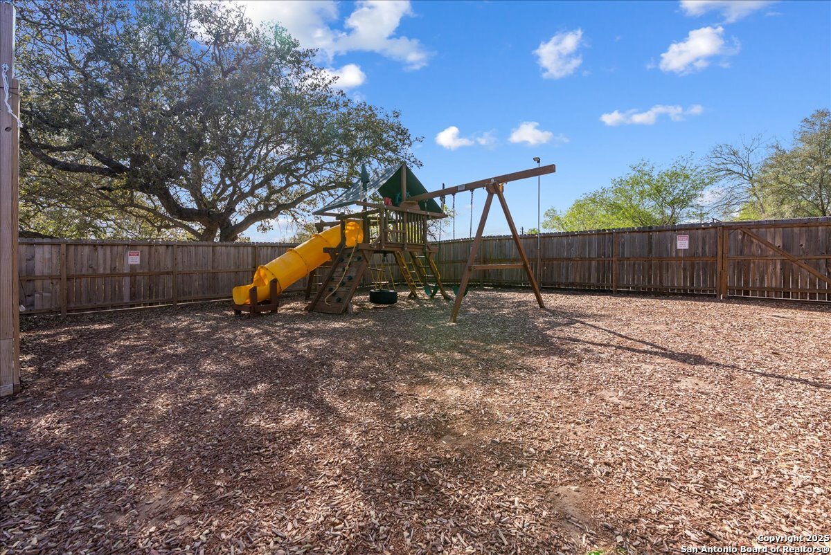 1200 Highway 59 George West TX 78022