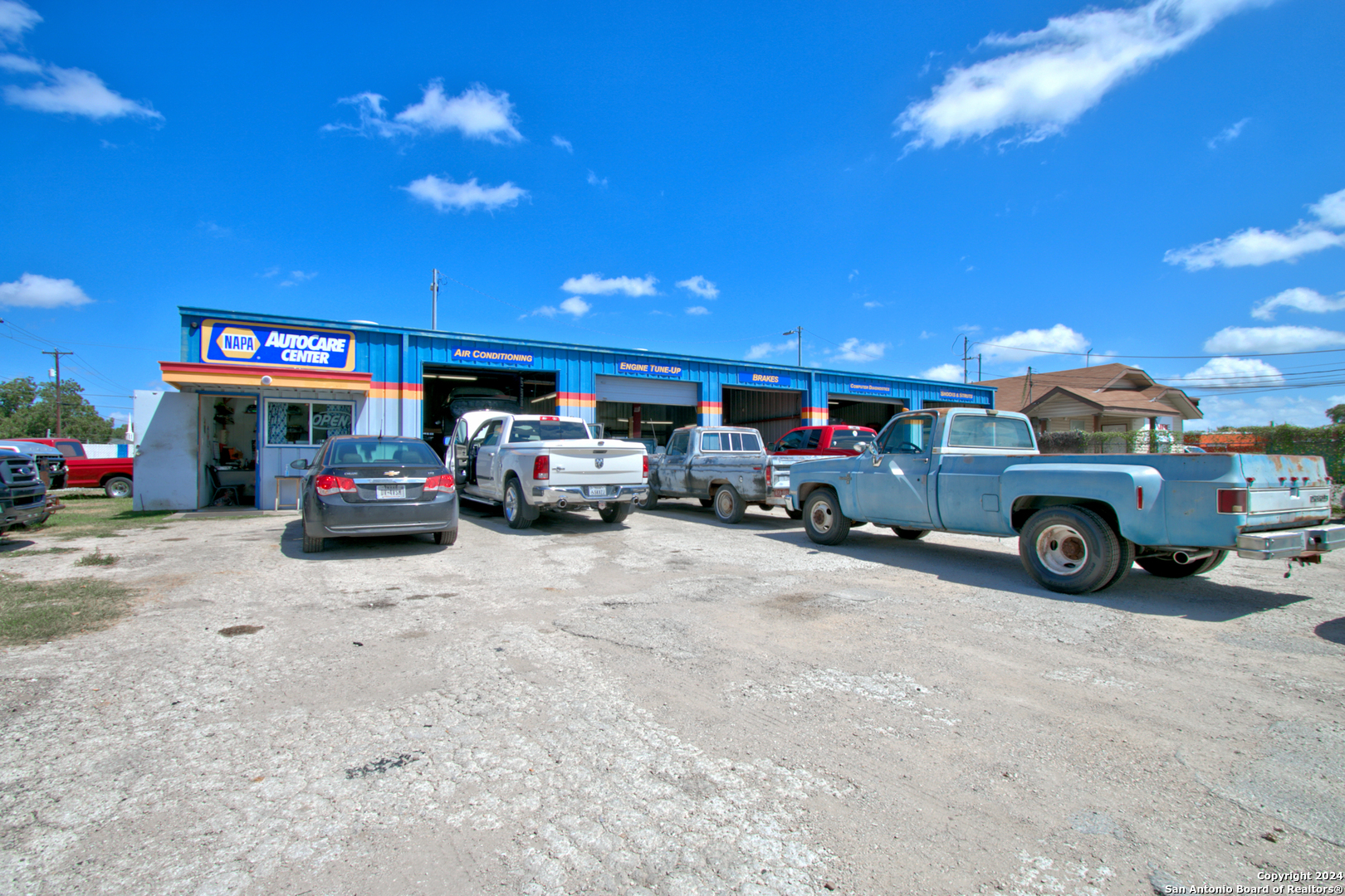 119 W Lindbergh Boulevard Universal City TX 78148