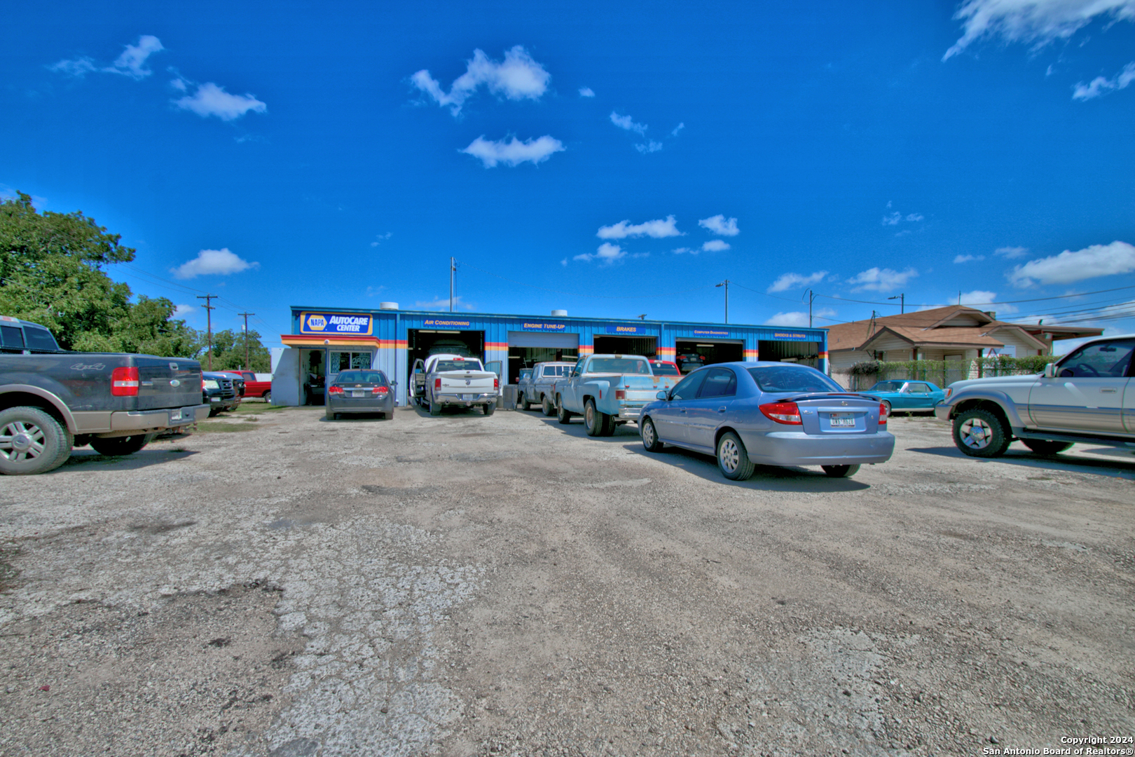 119 W Lindbergh Boulevard Universal City TX 78148