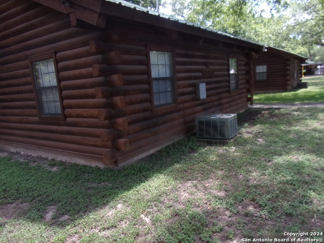 111 Red Wright Road Leakey TX 78873