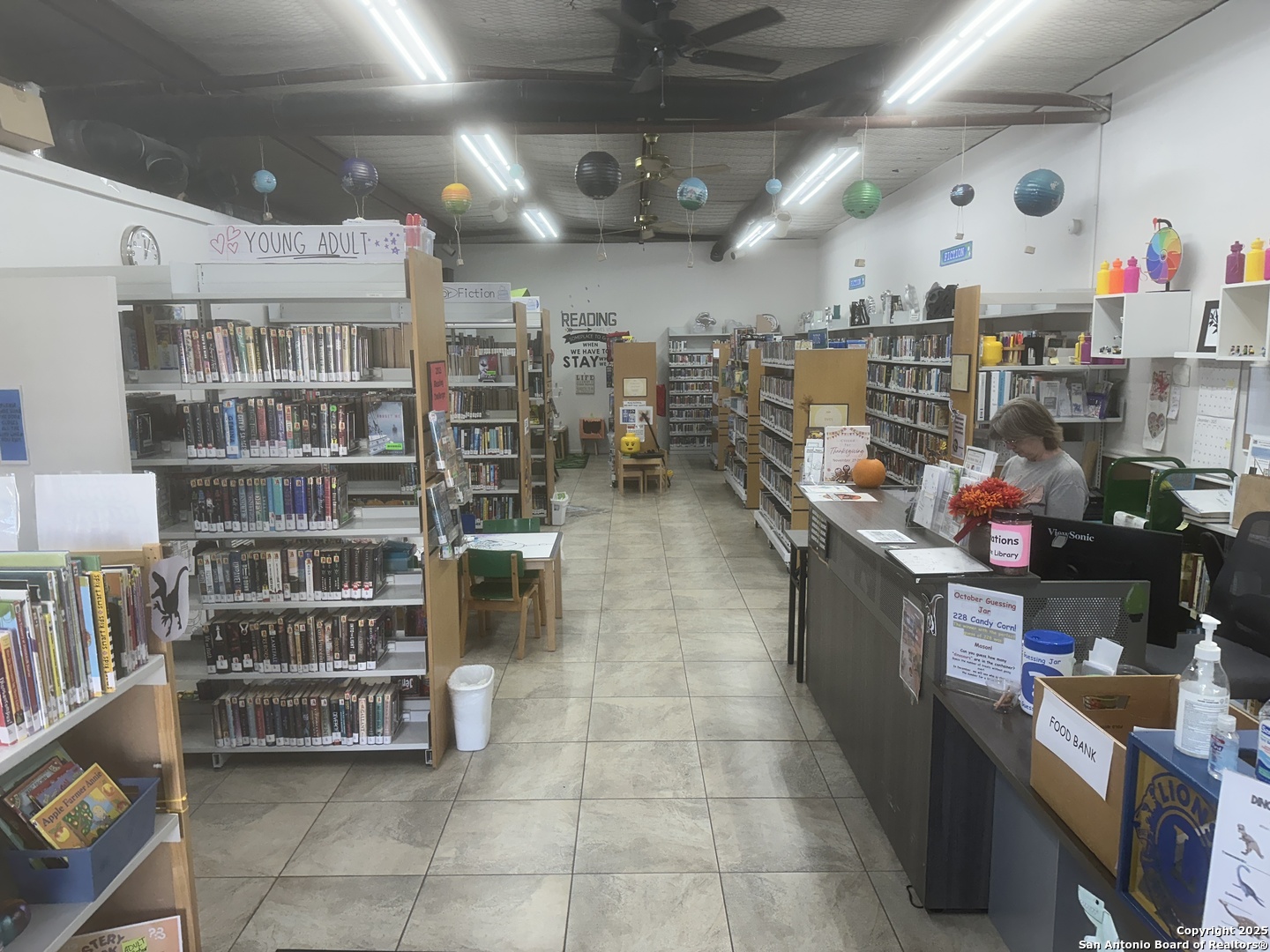 112 E Chihuahua La Vernia TX 78121