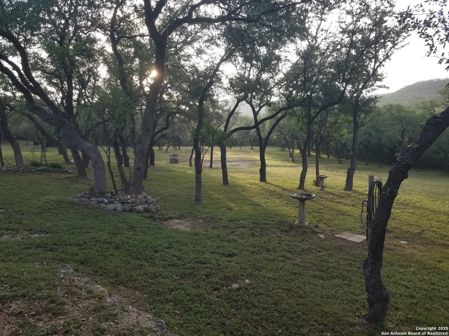 9200 Park Road 37 Lakehills TX 78063