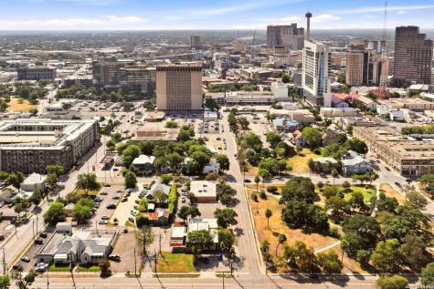 420 Baltimore San Antonio TX 78215
