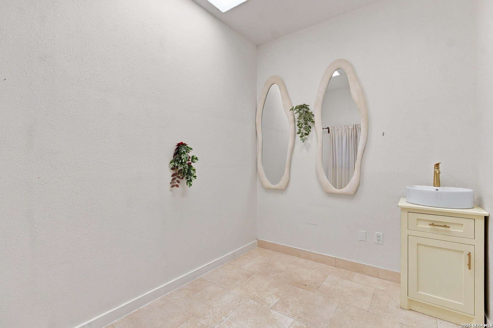8450 Fountain San Antonio TX 78229