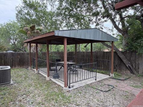 647 Cypressgreen Drive San Antonio TX 78245