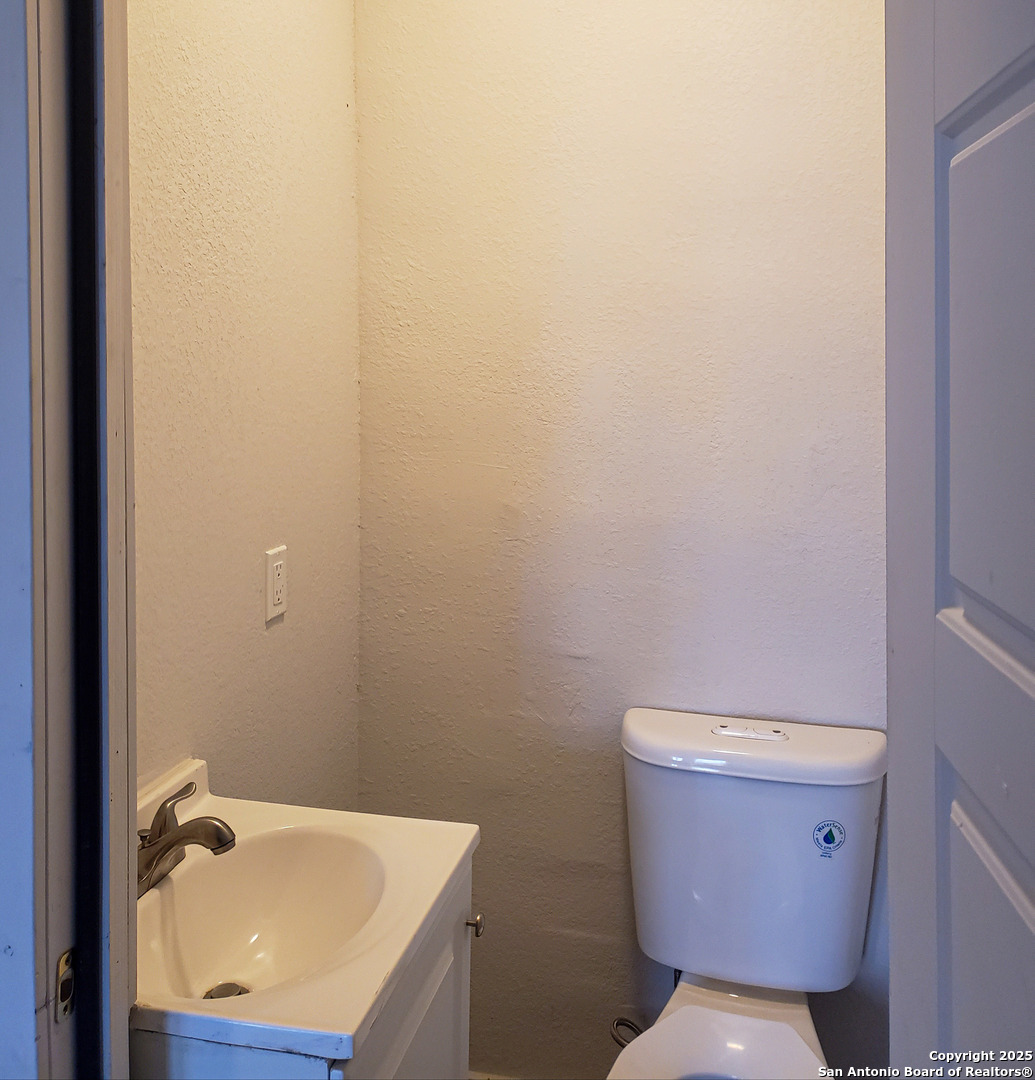 1211 Gladstone San Antonio TX 78225