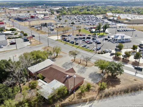 19260 Mcdonald Street Lytle TX 78052