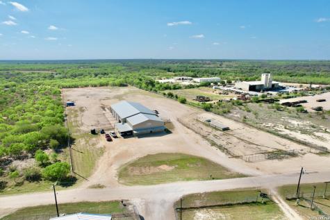 224 Zander Pleasanton TX 78064