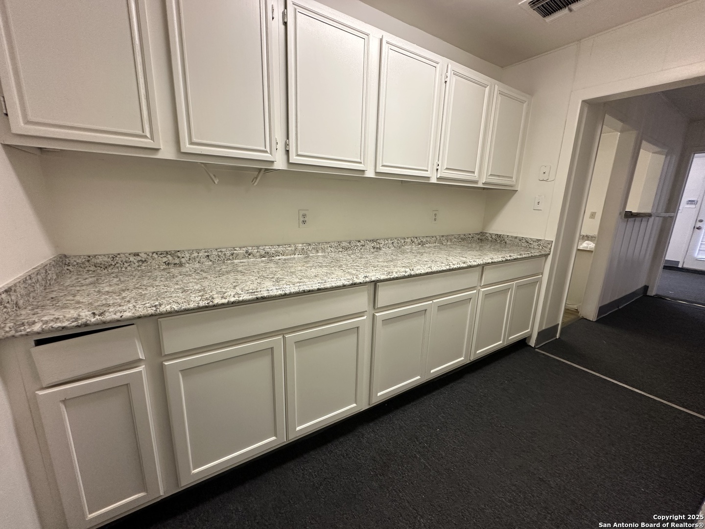 6628 Crestway San Antonio TX 78239