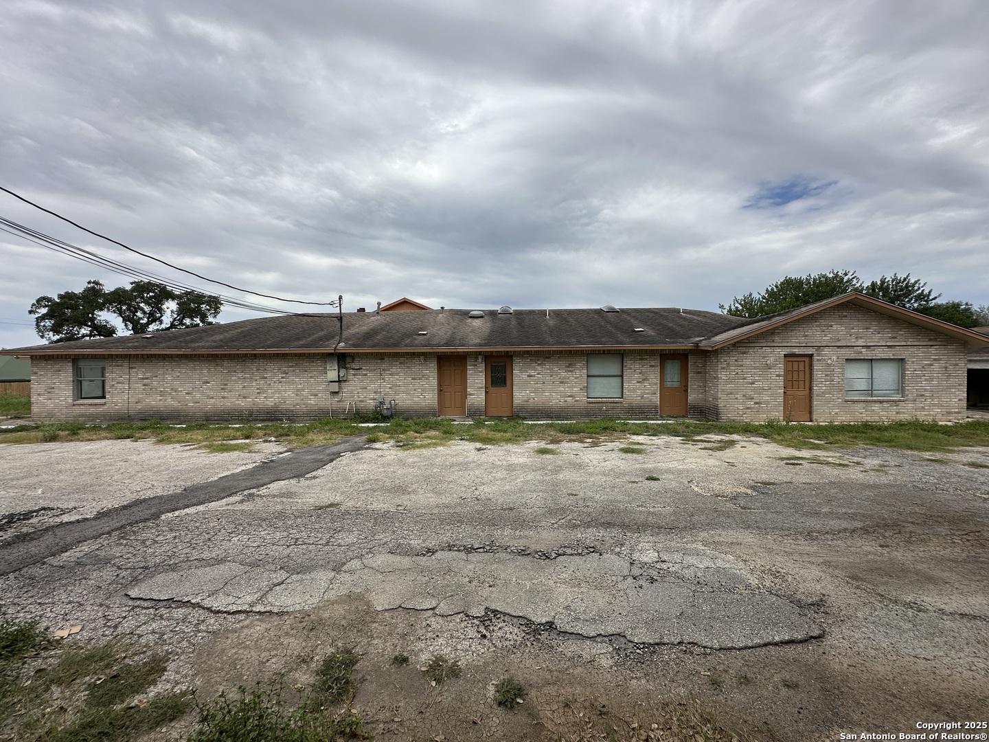 6628 Crestway San Antonio TX 78239