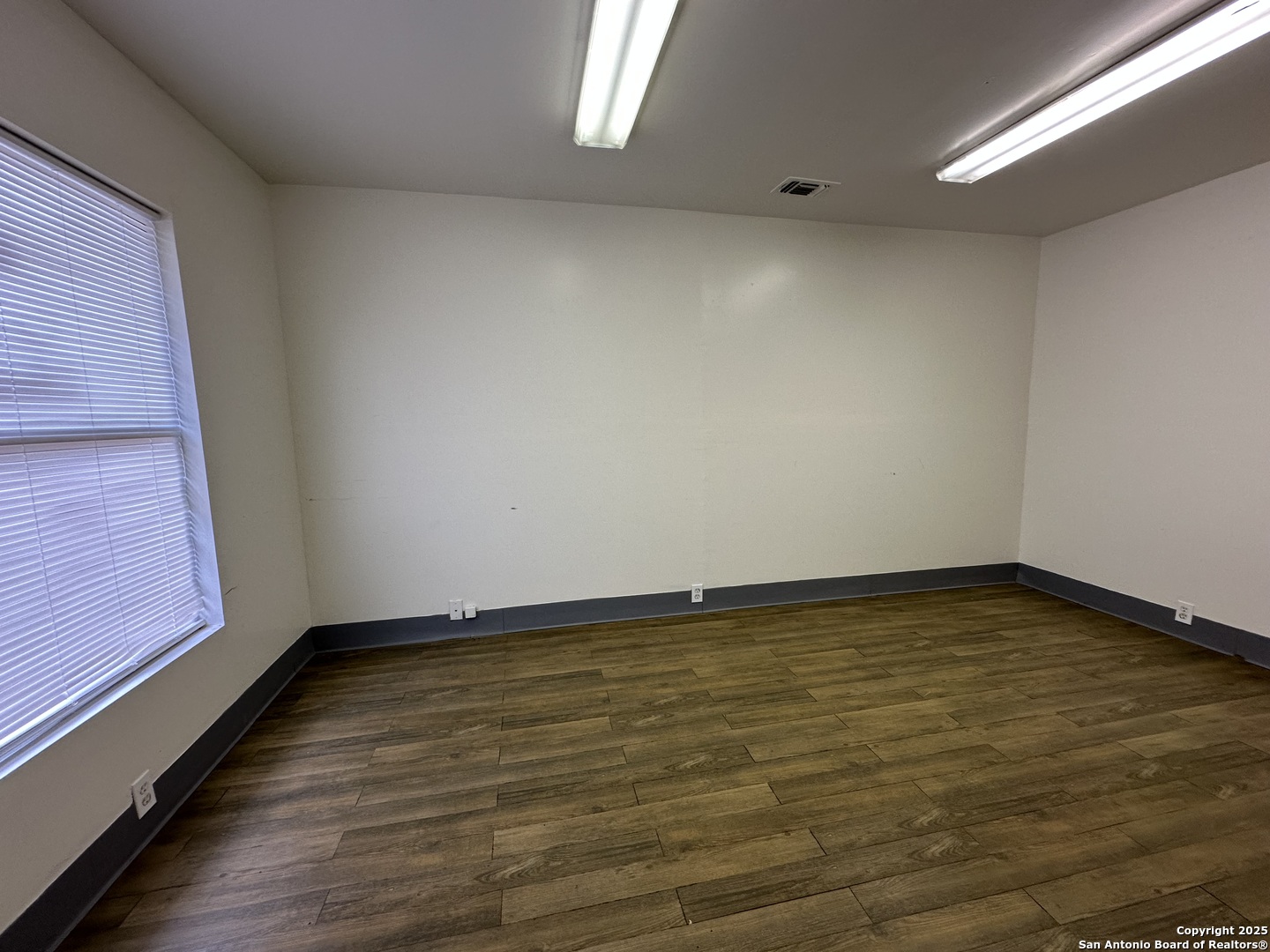 6628 Crestway San Antonio TX 78239