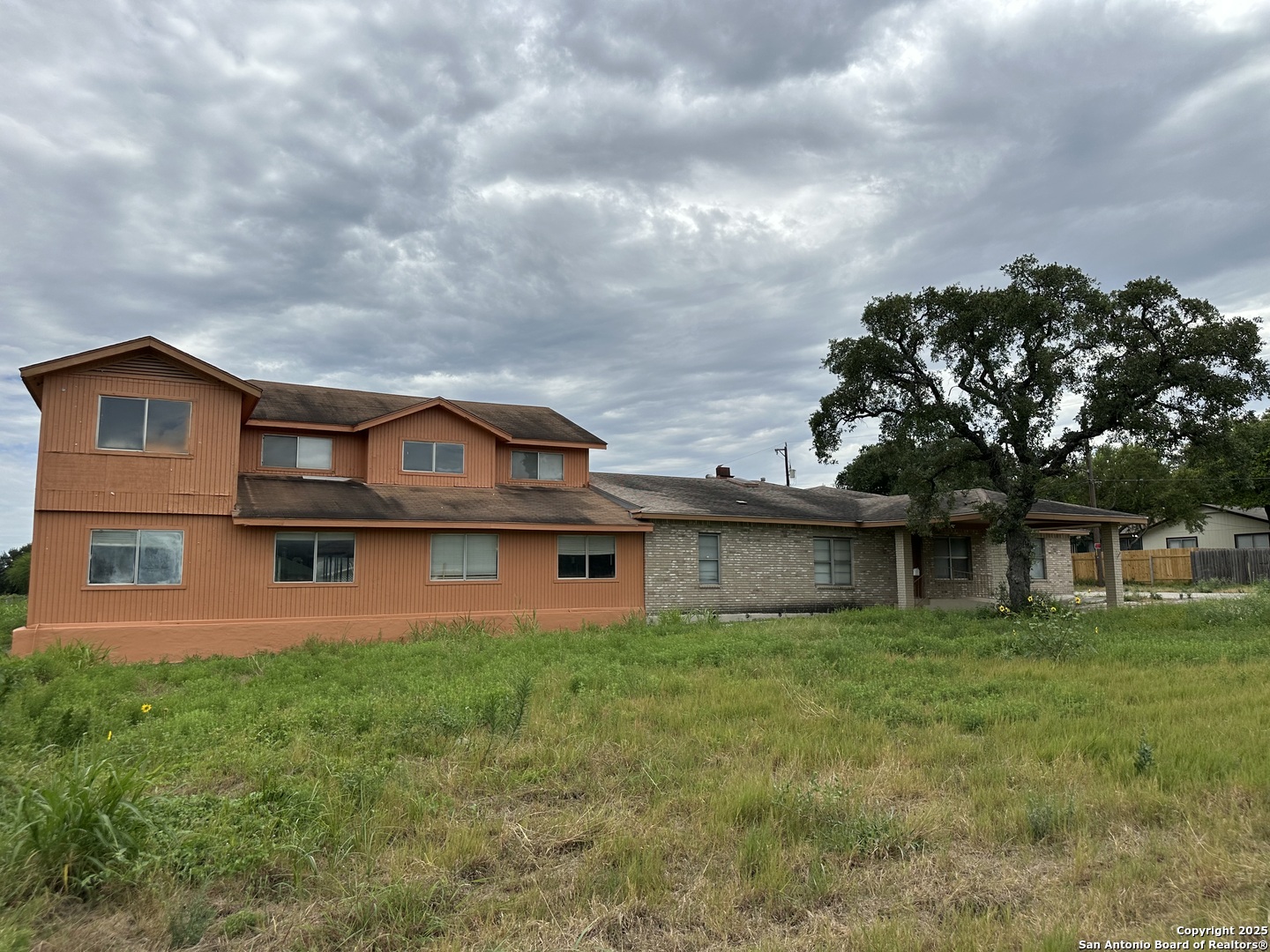 6628 Crestway San Antonio TX 78239