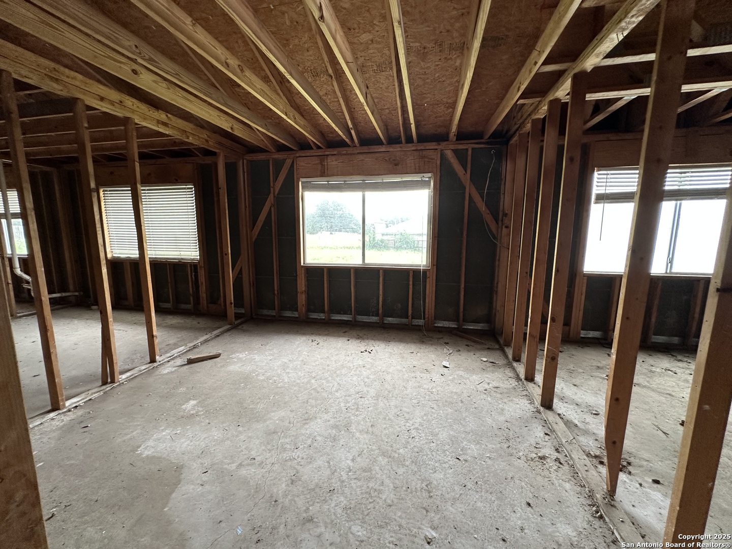 6628 Crestway San Antonio TX 78239