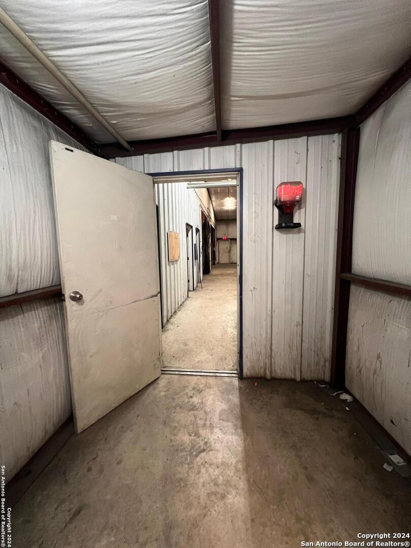 1375 Jr Boulevard Pleasanton TX 78064