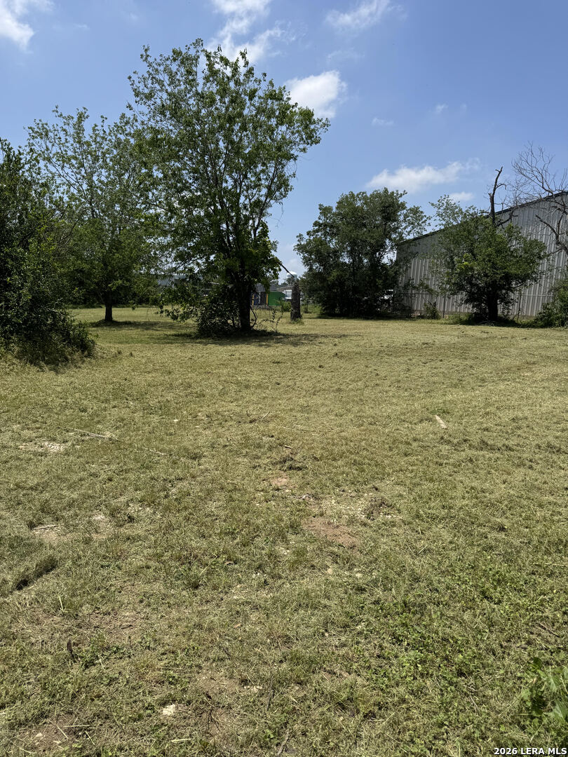 216 S Cherry Street Seguin TX 78155