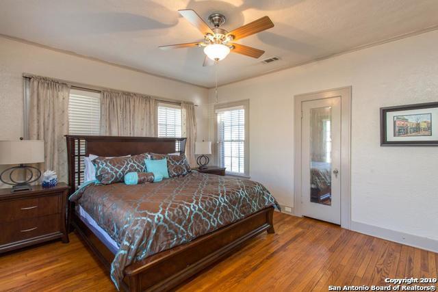 1633 W Kings Highway San Antonio TX 78201