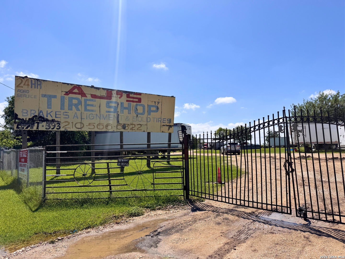 12502 E Interstate 10 San Antonio TX 78109