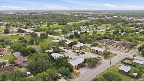 600 E Crockett Street Beeville TX 78102
