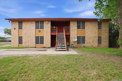 600 E Crockett Street Beeville TX 78102