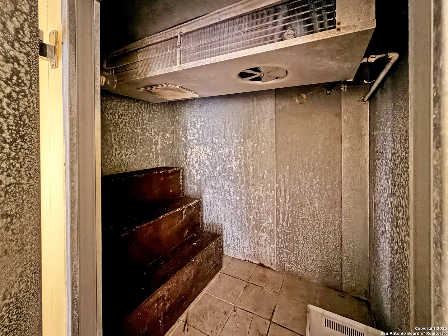 544 S Ww White San Antonio TX 78220