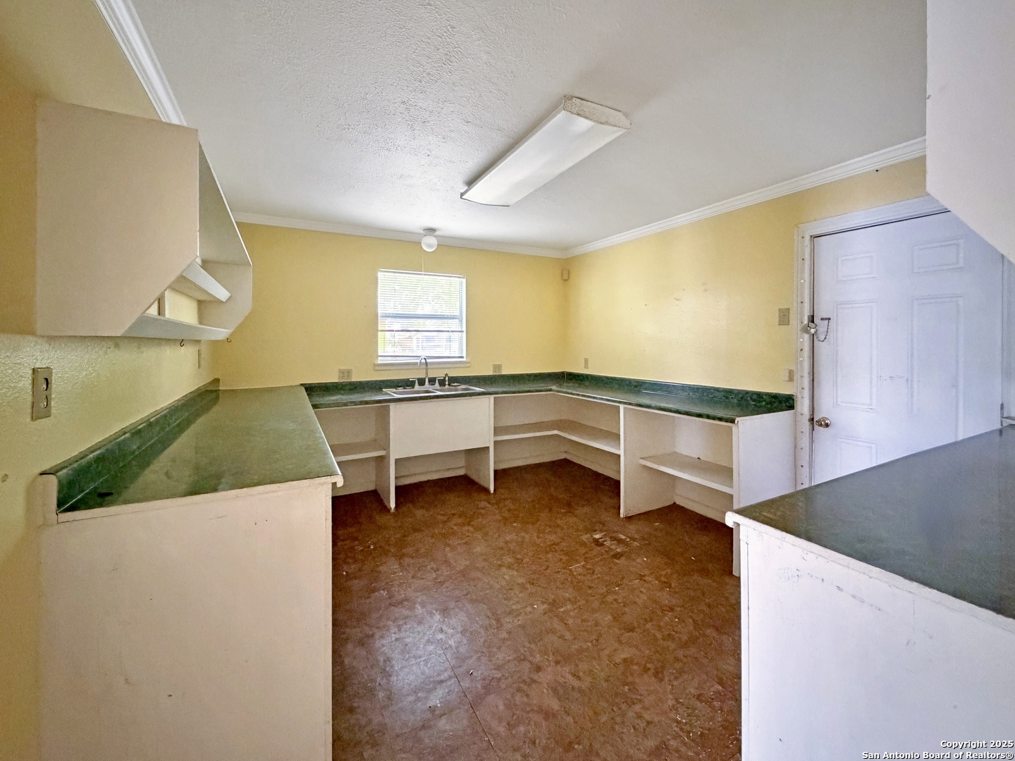 544 S Ww White San Antonio TX 78220